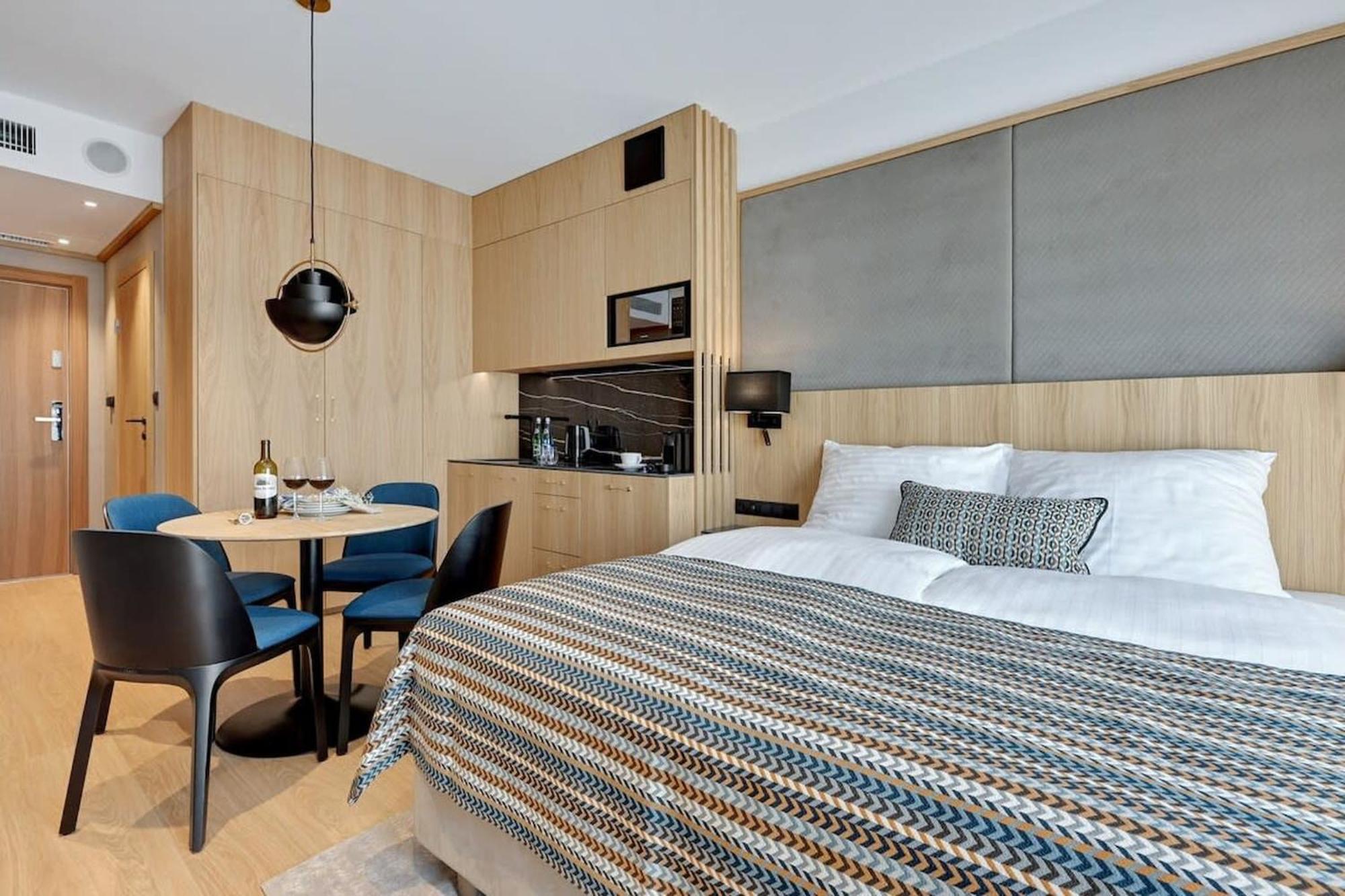 Deo Plaza - Apartamenty W Sercu Gdanska By Rent Like Home Eksteriør bilde