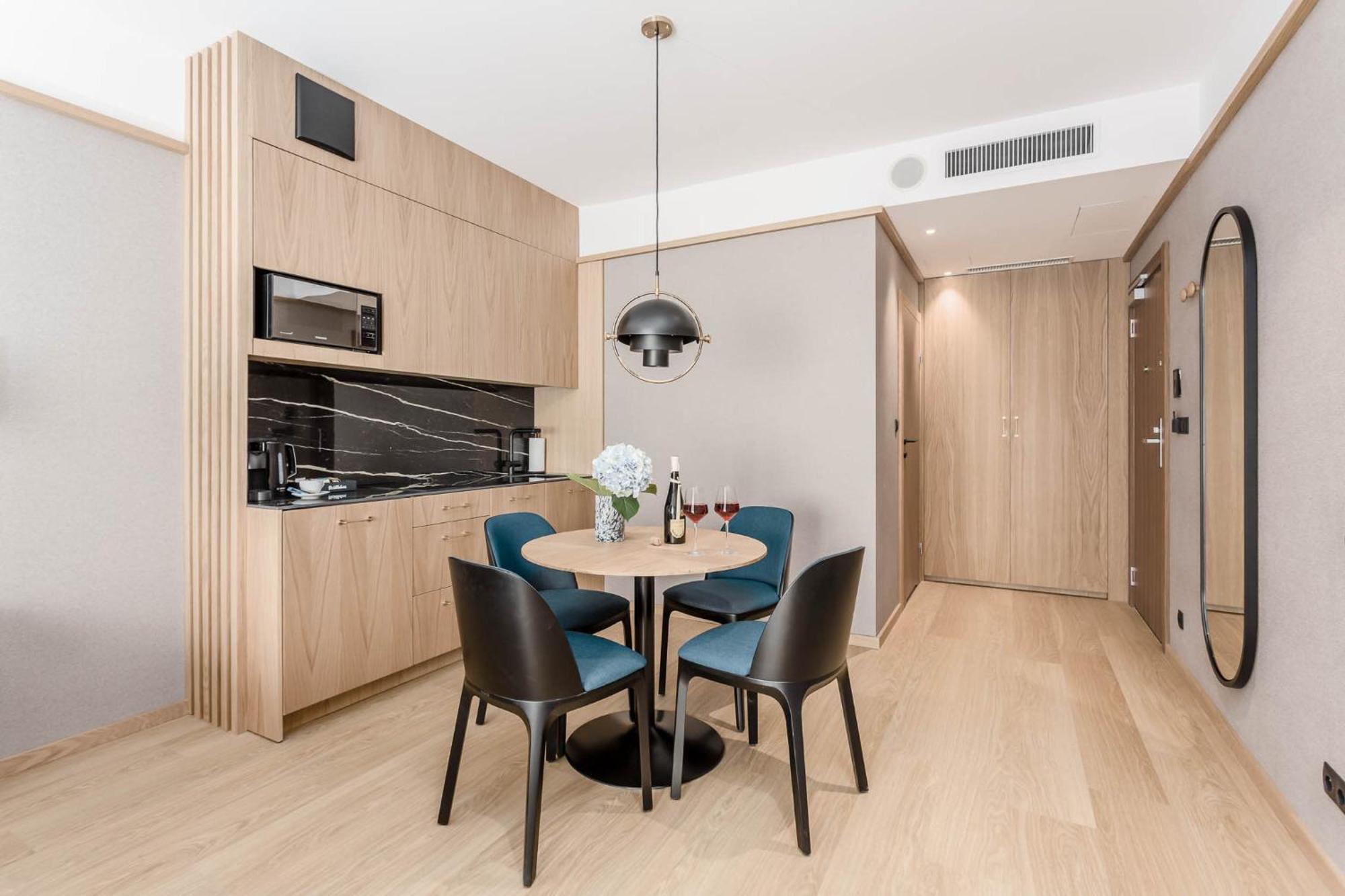 Deo Plaza - Apartamenty W Sercu Gdanska By Rent Like Home Eksteriør bilde
