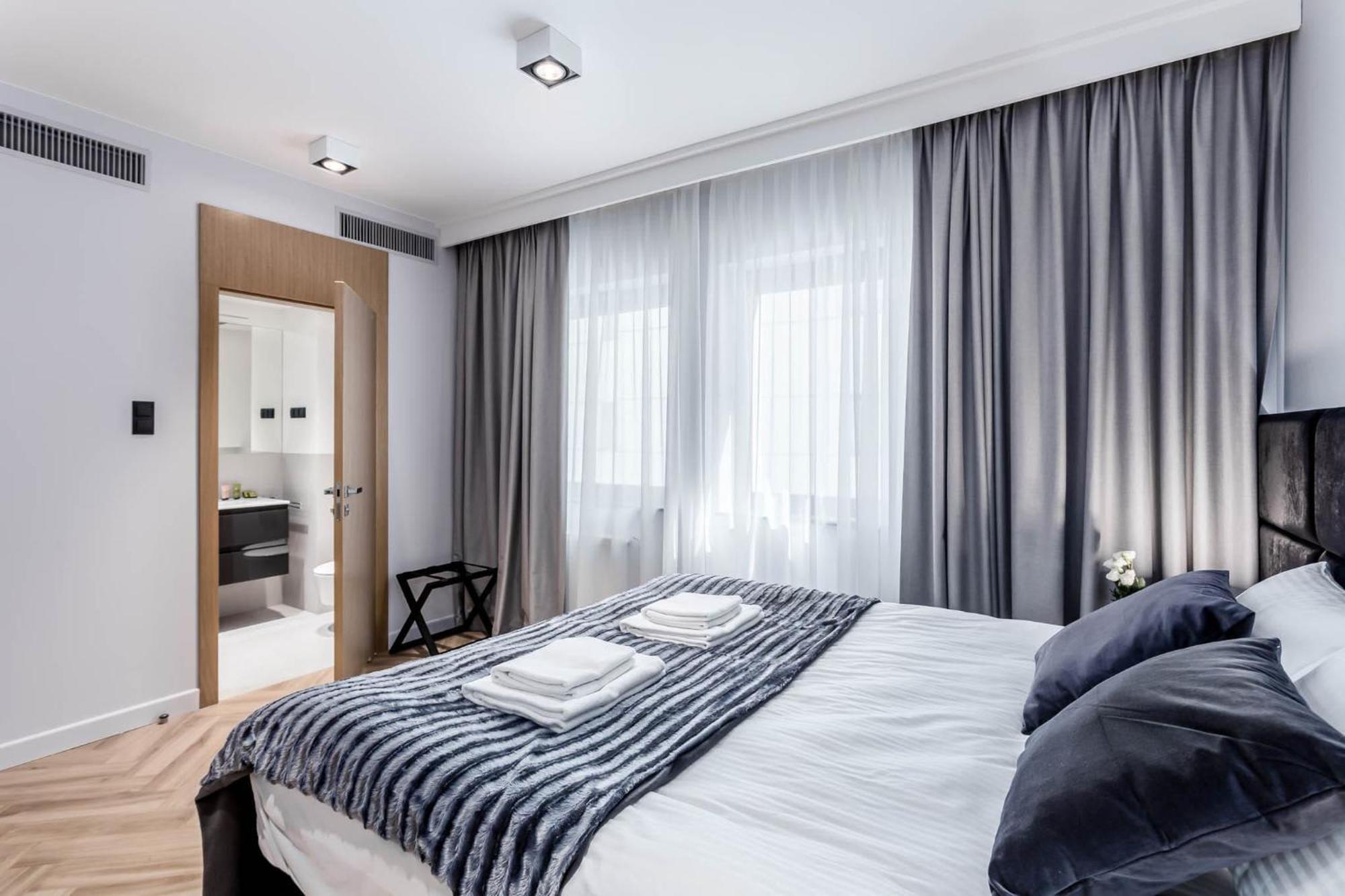 Deo Plaza - Apartamenty W Sercu Gdanska By Rent Like Home Eksteriør bilde